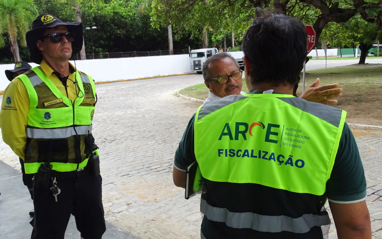 Carnaval: Arce e Detran fiscalizam veículos na Rodoviária