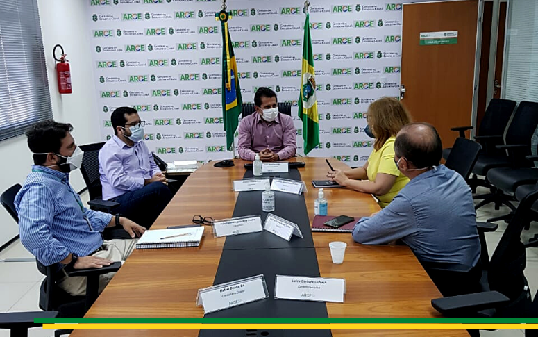Arce recebe nova presidente da Enel Ceará