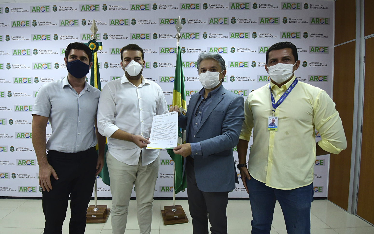 Arce recebe estudos de capacidade econômico-financeira da Cagece