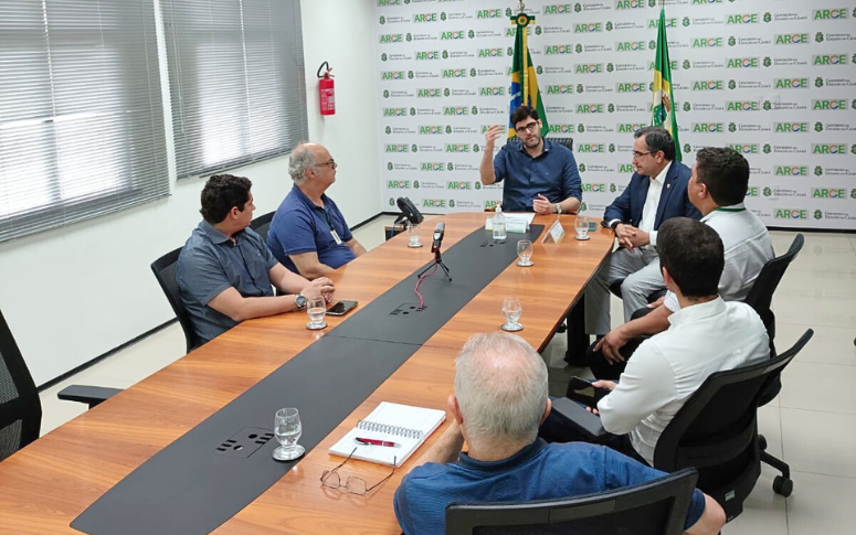 Arce e Comares-Cariri debatem estratégias de melhorias na regulação de resíduos sólidos